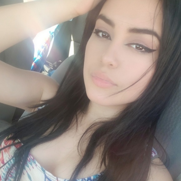 Meet your Posher, Carmen - Picture 1 of 1